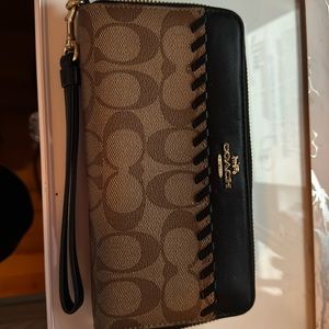 Coach Wristlet Wallet